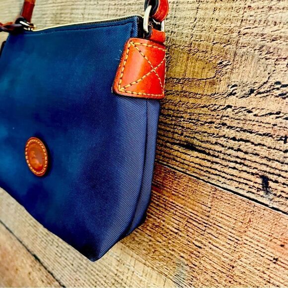 Dooney & Bourke | Navy Pouchette Crossbody Bag - Picture 5 of 12